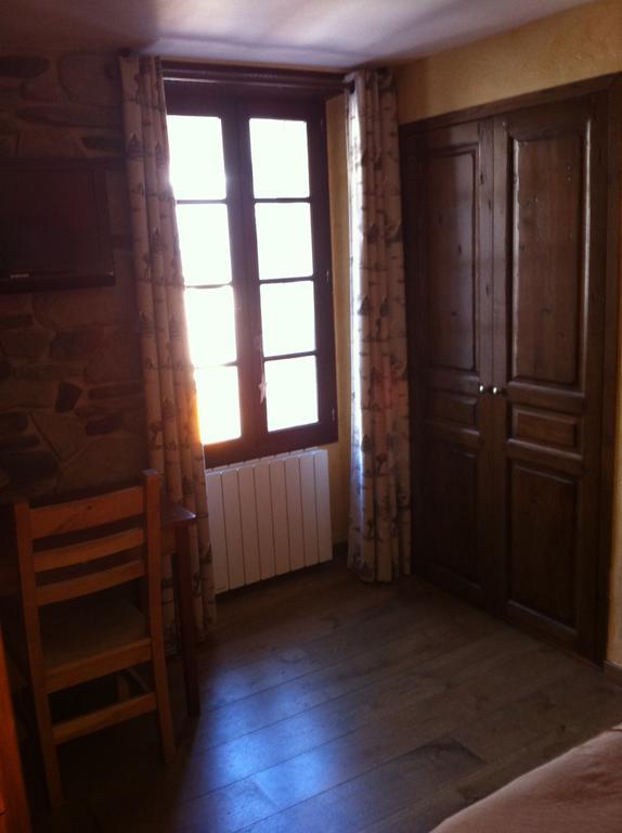 Au Chant Des Marmites Saint-Lary-Soulan Zimmer foto