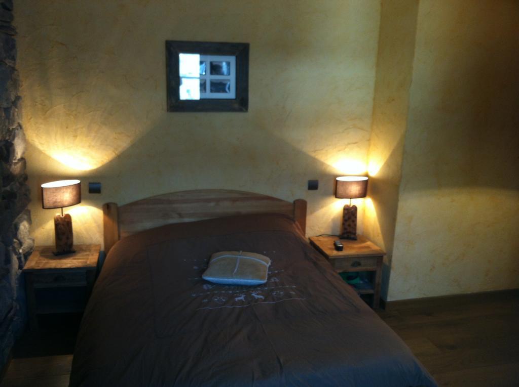 Au Chant Des Marmites Saint-Lary-Soulan Zimmer foto