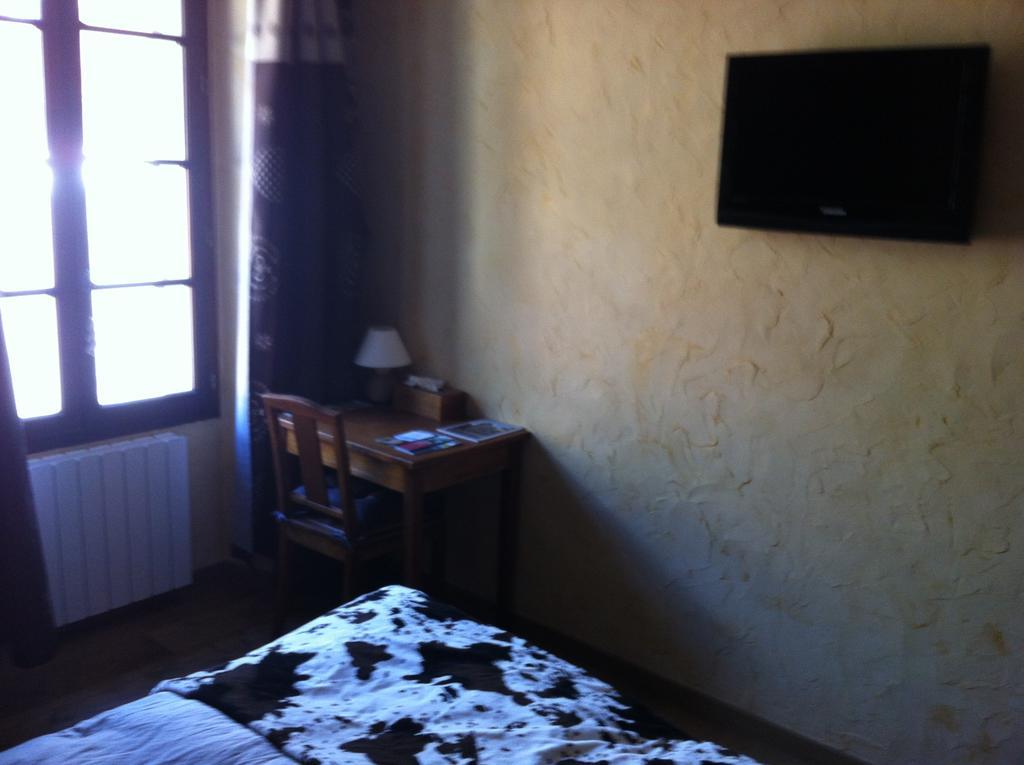 Au Chant Des Marmites Saint-Lary-Soulan Zimmer foto